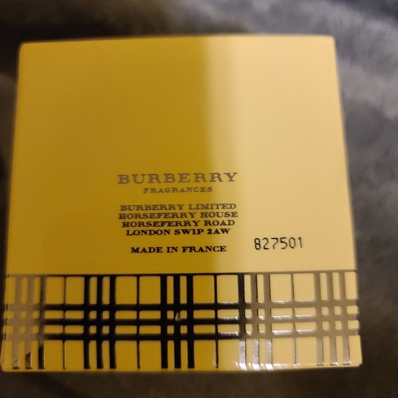 Burberry Weekend for Women Eau De Parfum 1.0 oz spray bottle NWT unopened sealed - Picture 3 of 4